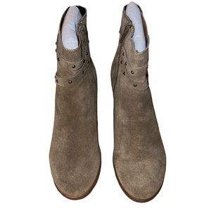 Women’s Matisse Camryn Olive 7W Studded Ankle Boots